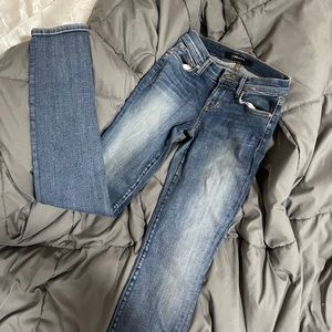 NWOT J Brand Skinny Jeans 23